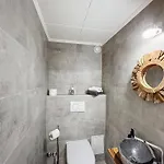 Apartment Reseda